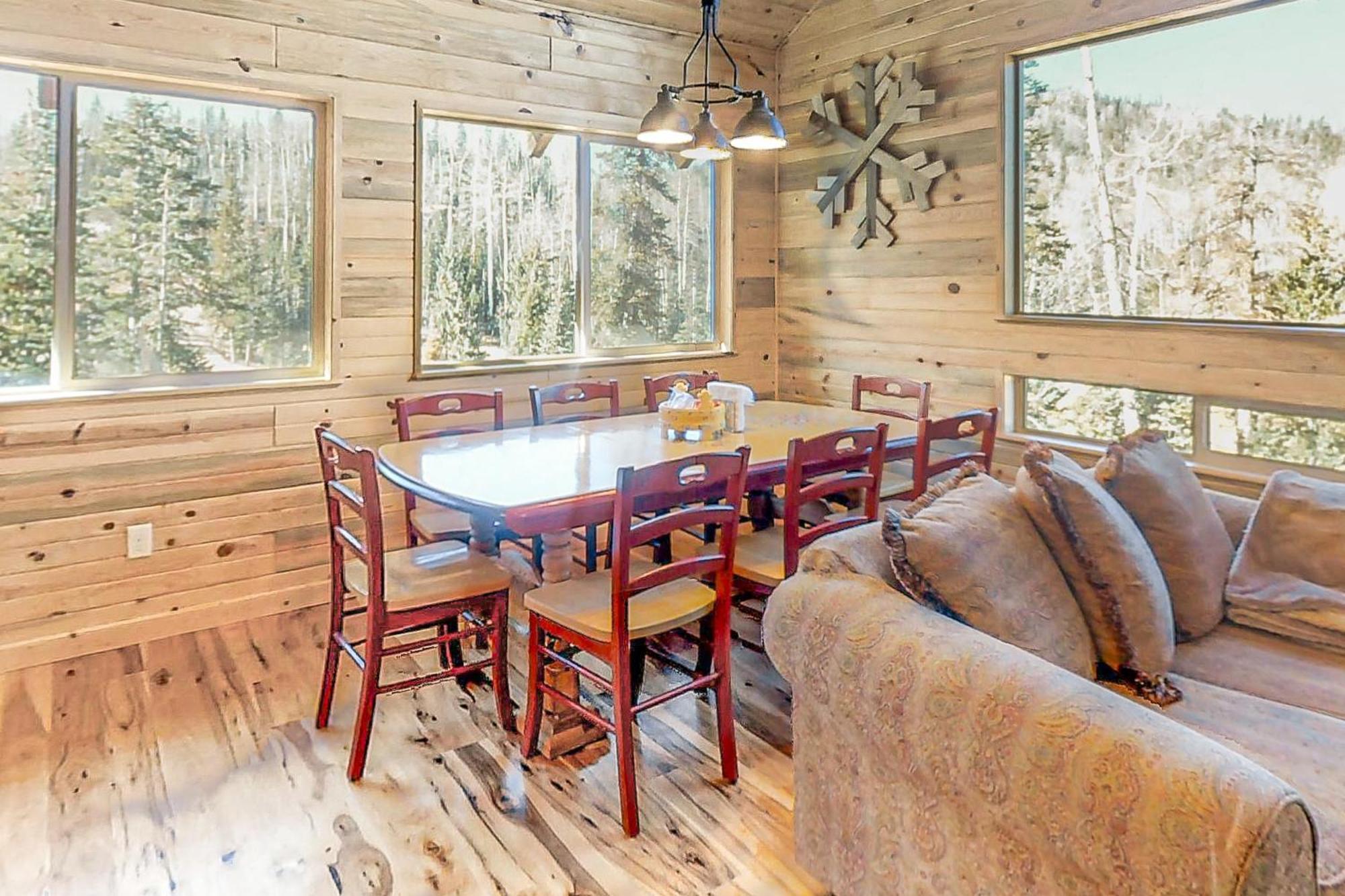The Red Door Retreat Villa Brian Head Exterior photo